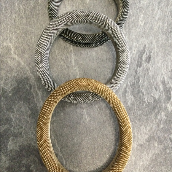Vintage MFA Mesh Bangle Bracelet - Picture 6 of 6